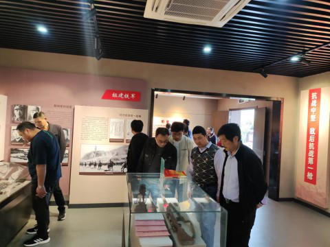 图片2.jpg